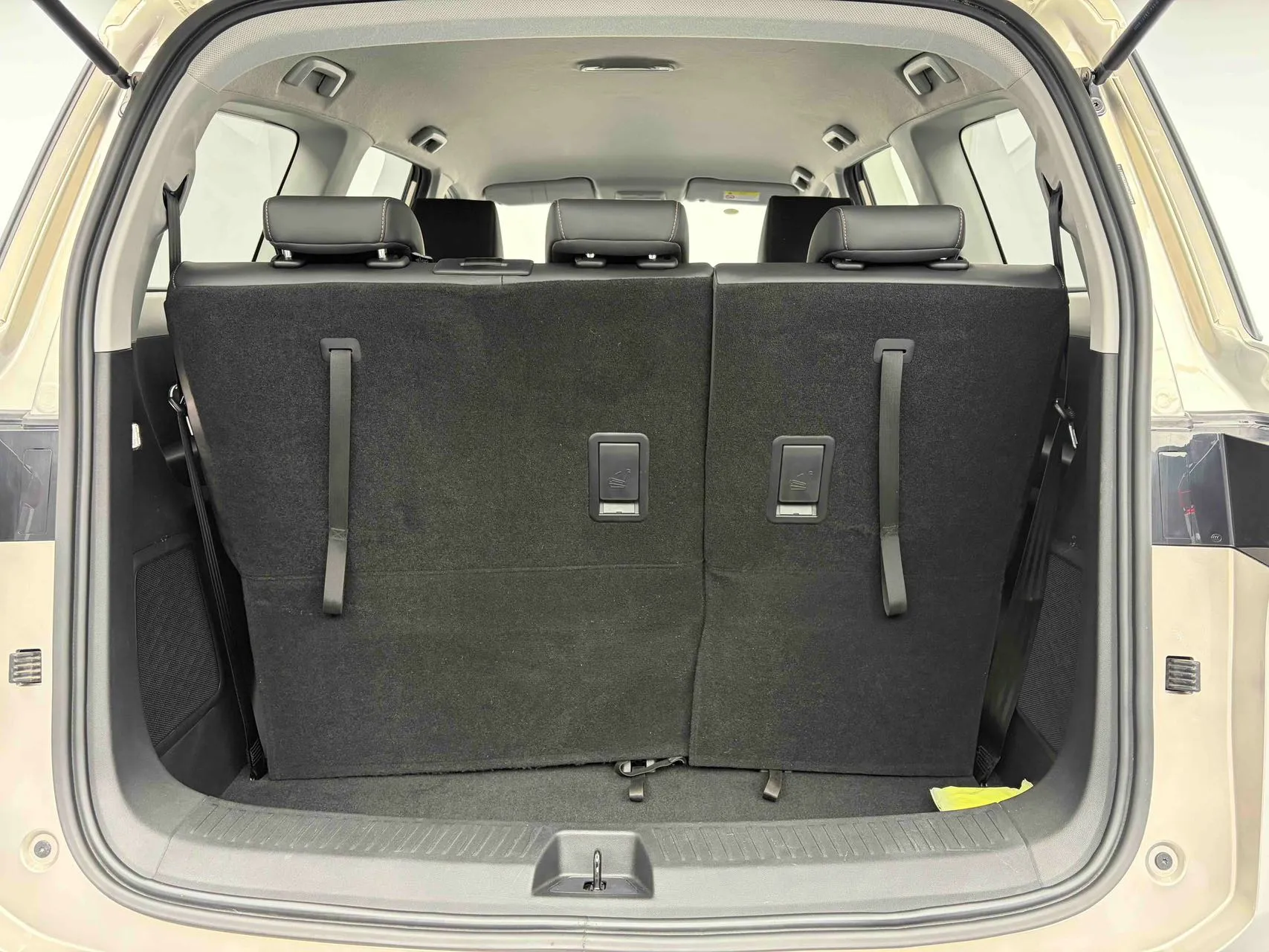 Wuling Jiachen 1.5L Manual Comfort, фото 18
