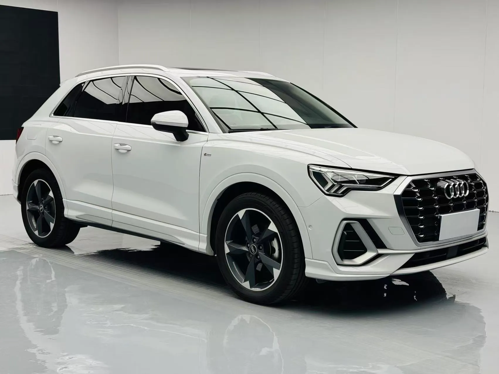 Audi Q3 35TFSI Fashion Dynamic (1.4T), фото 4