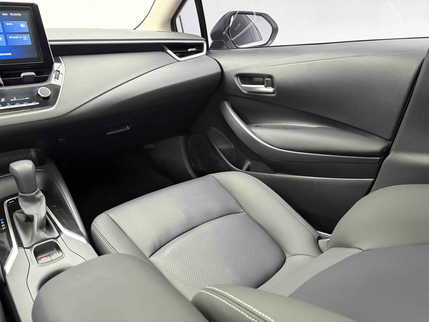 Toyota Corolla TNGA 1.5L CVT Elite, фото 11