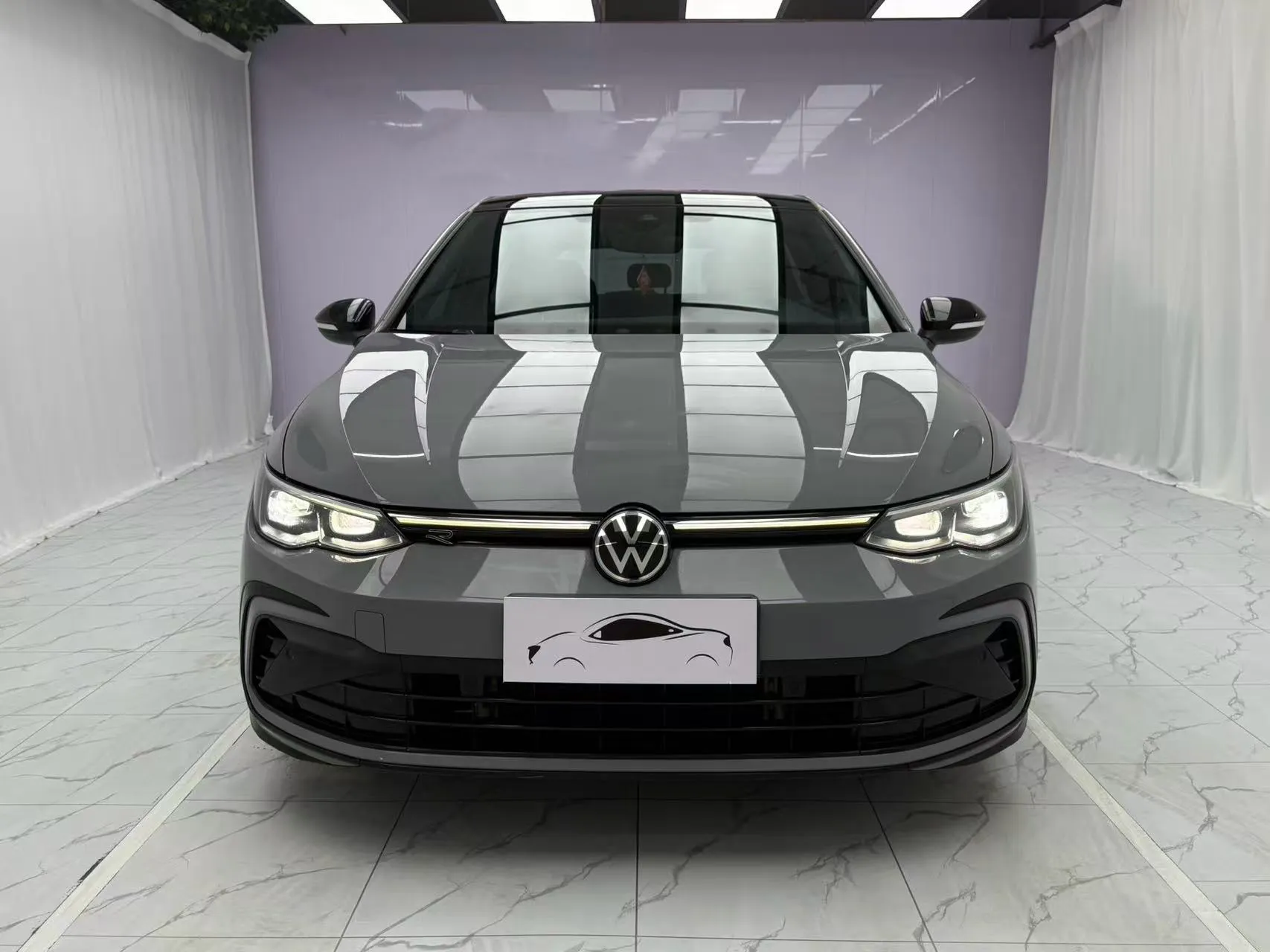 Volkswagen Golf 280 TSI DSG R-Line