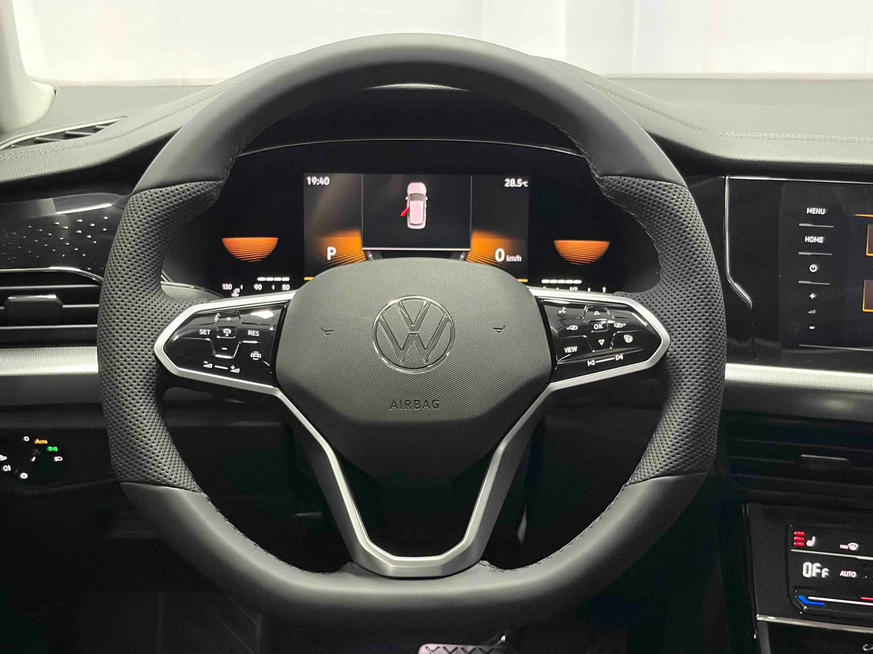 Volkswagen Passat 280TSI Elite, фото 8
