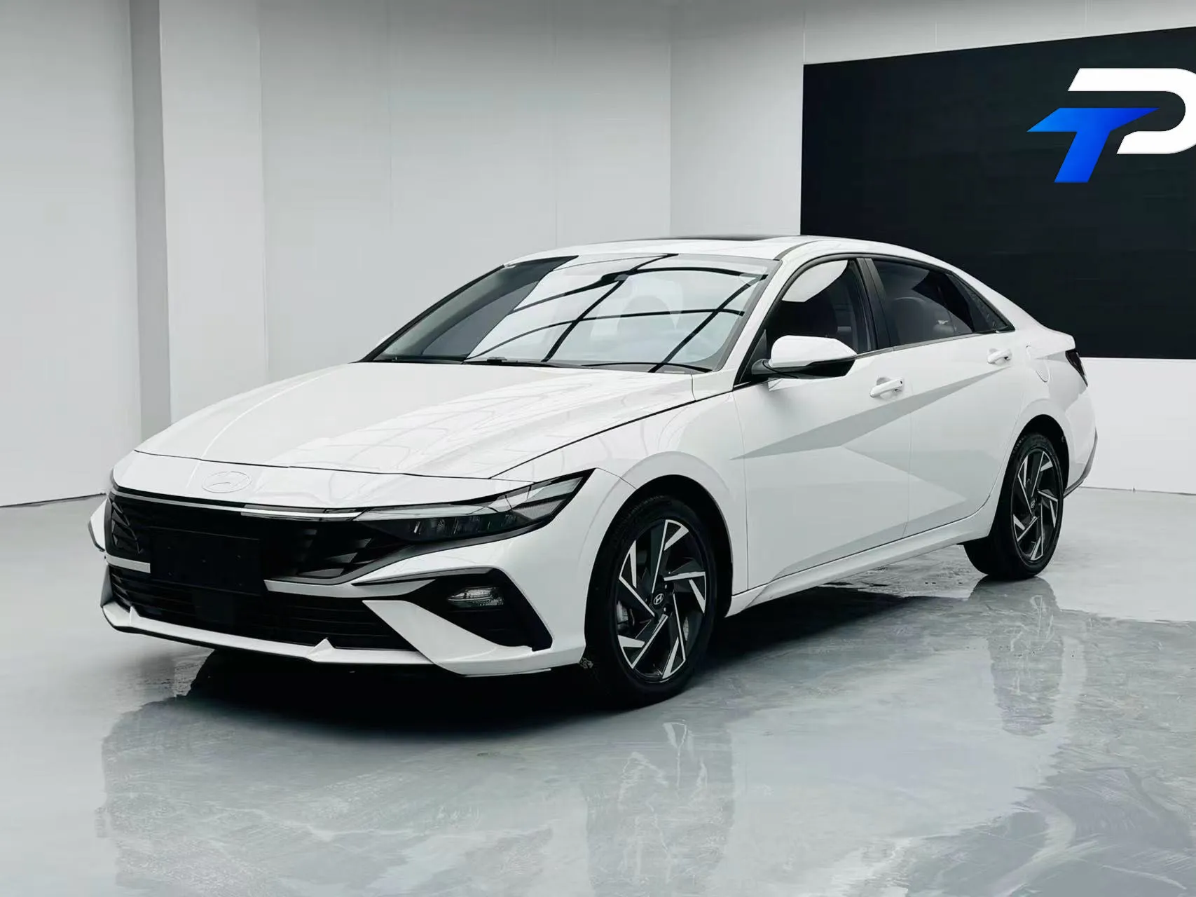 Hyundai Elantra 1.5L GLX Elite, фото 2