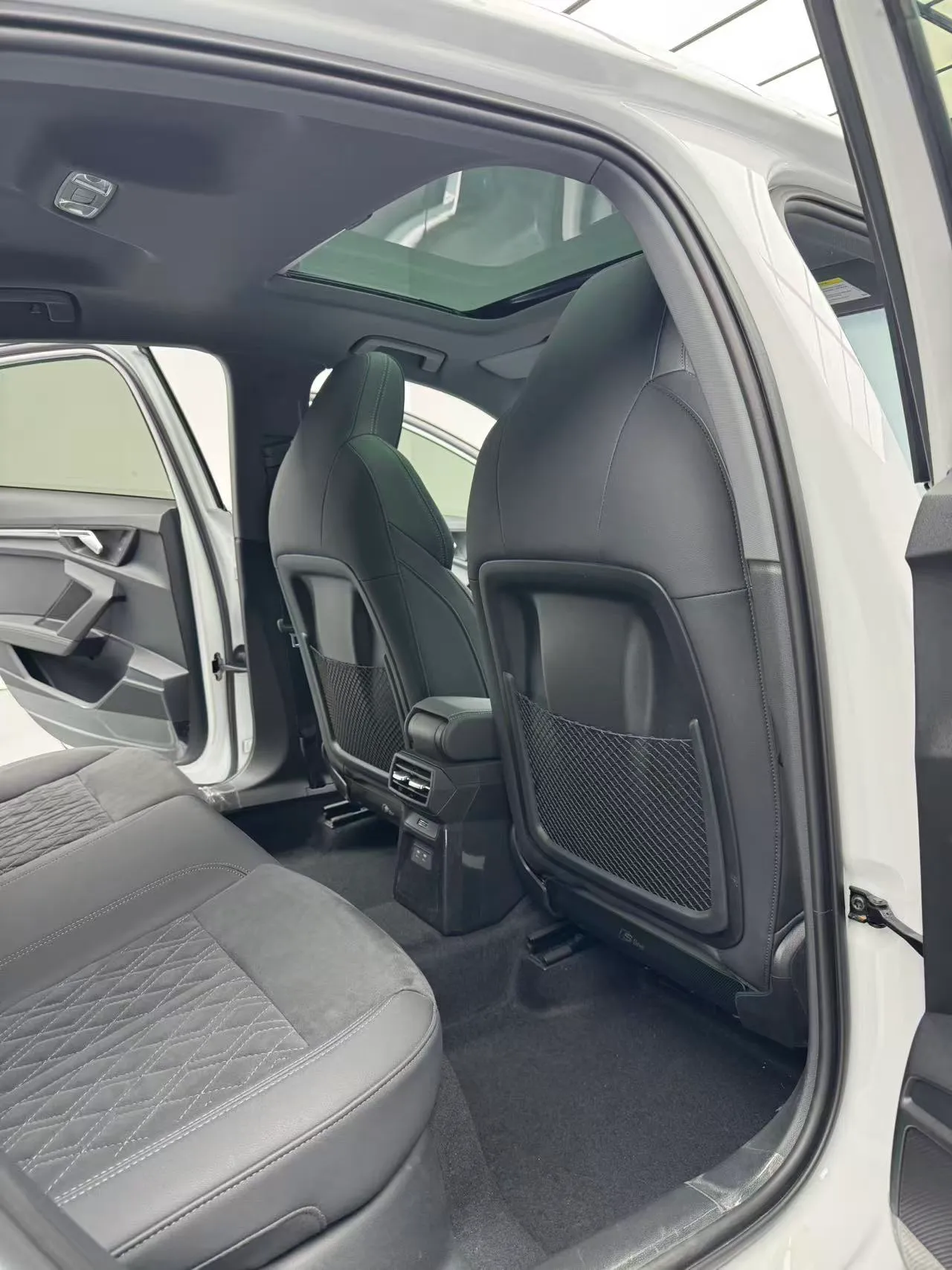 Audi A3L Limousine 35 TFSI Luxury Sport, фото 11