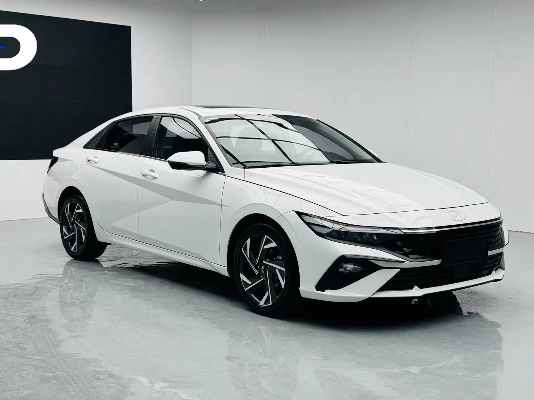 Hyundai Elantra 1.5L GLX Elite, фото 4
