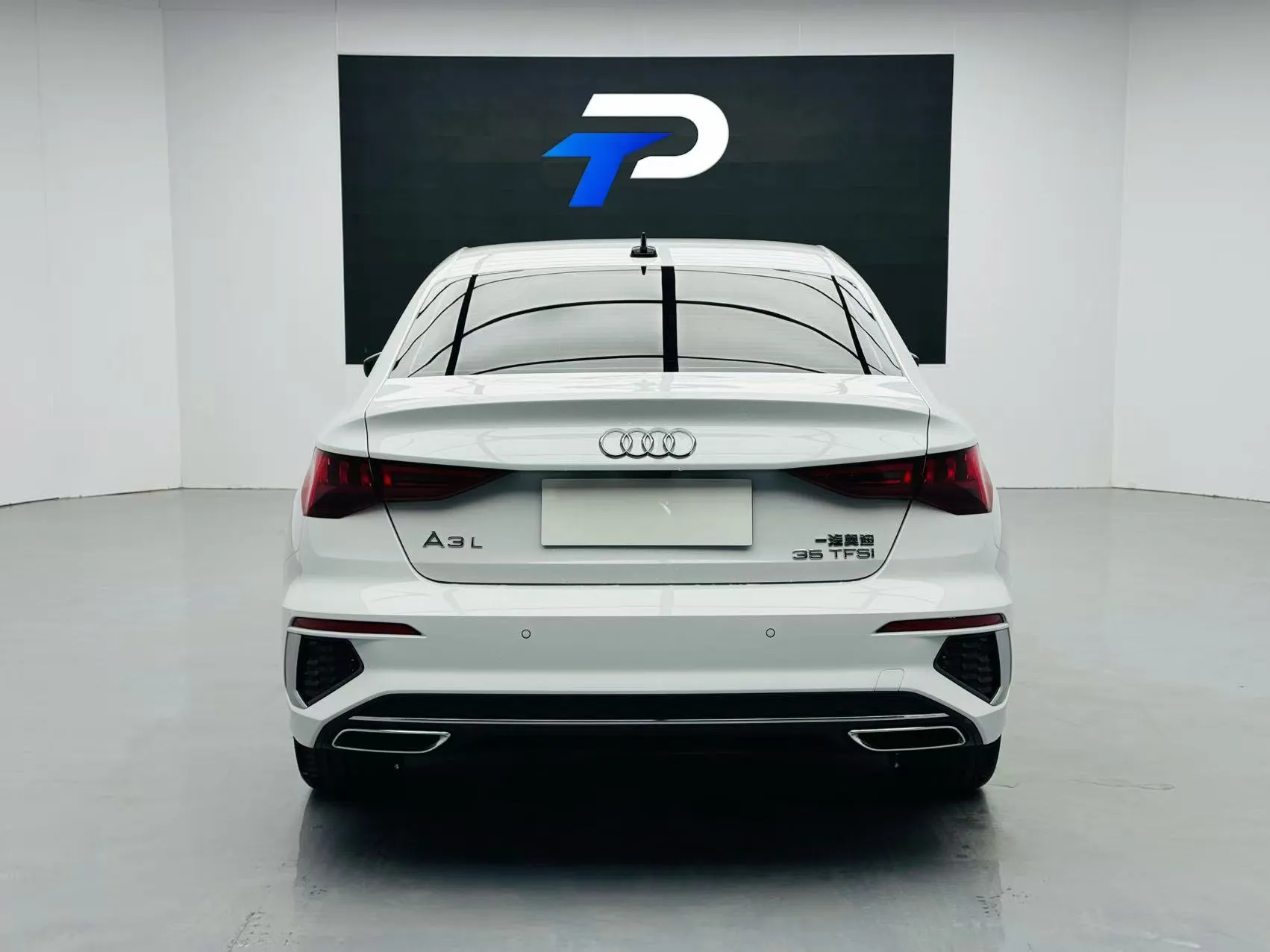 Audi A3L Limousine 35 TFSI Luxury Sport, фото 6