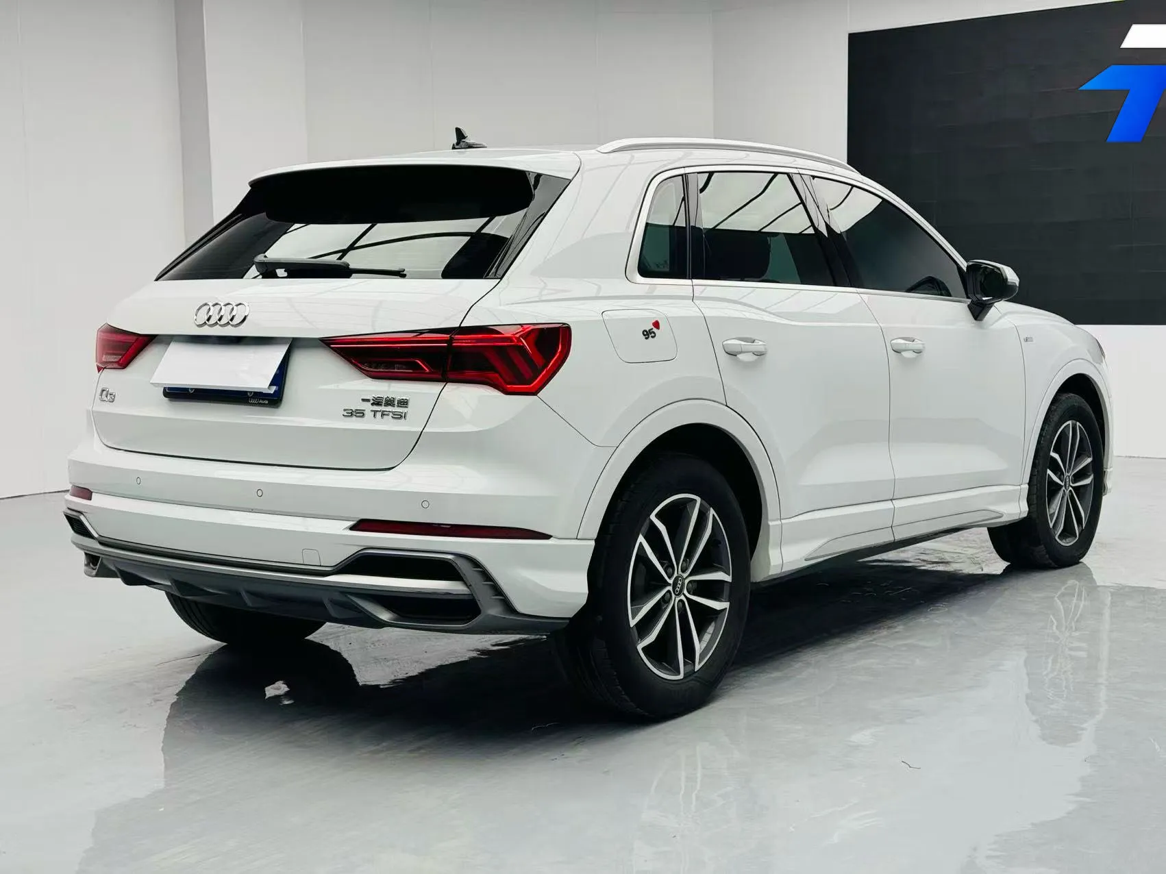 Audi Q3 35 TFSI Sport, фото 7