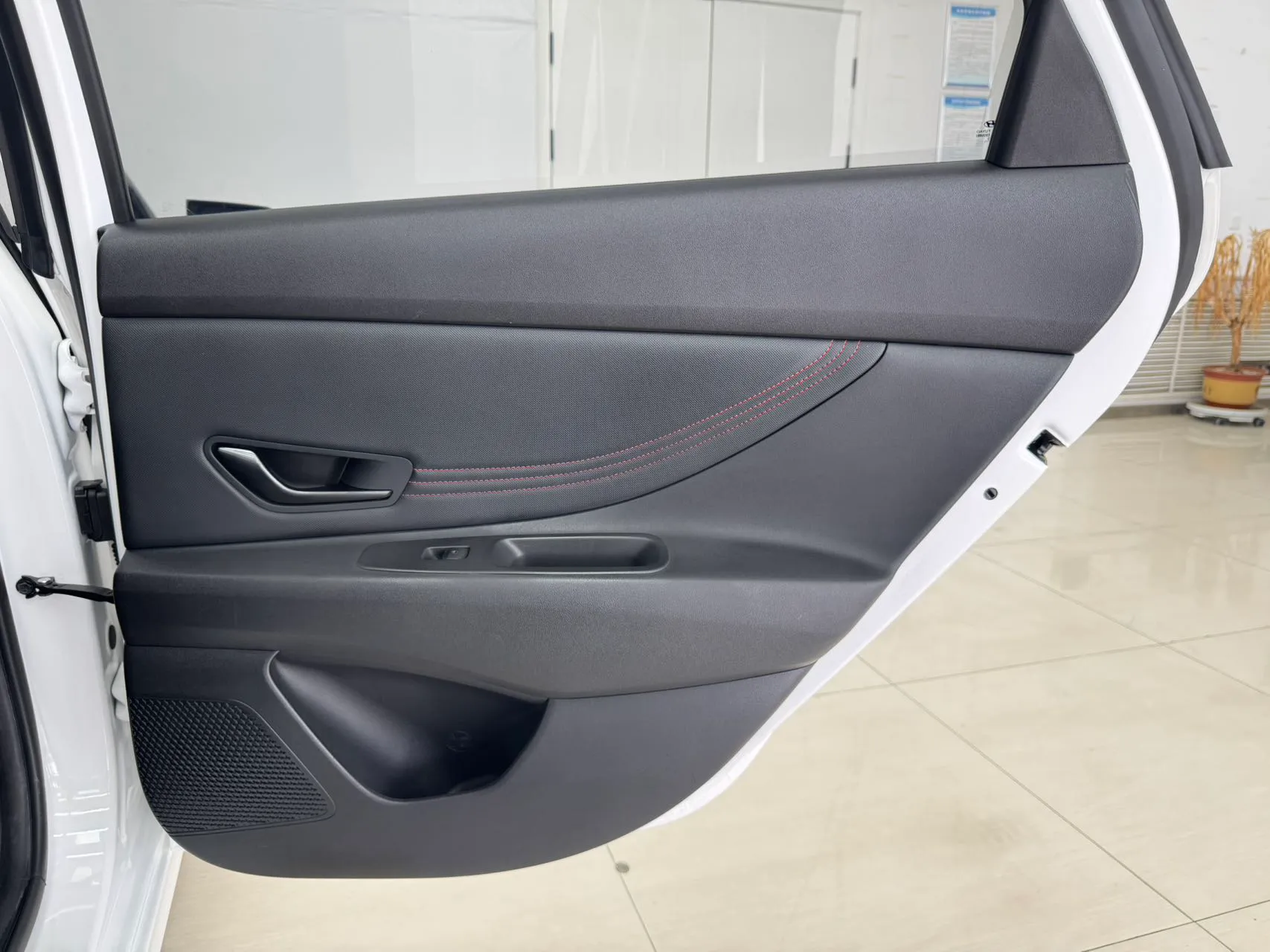 Hyundai Elantra 240TGDi DCT GLX Elite, фото 20