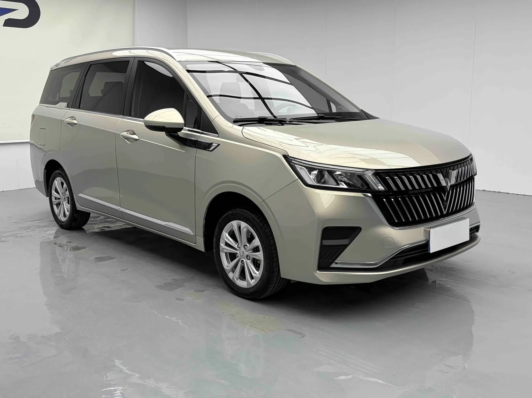 Wuling Jiachen 1.5L Manual Comfort, фото 4