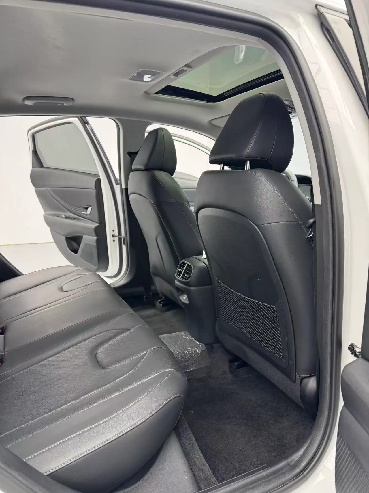 Hyundai Elantra 1.5L GLX Elite, фото 13