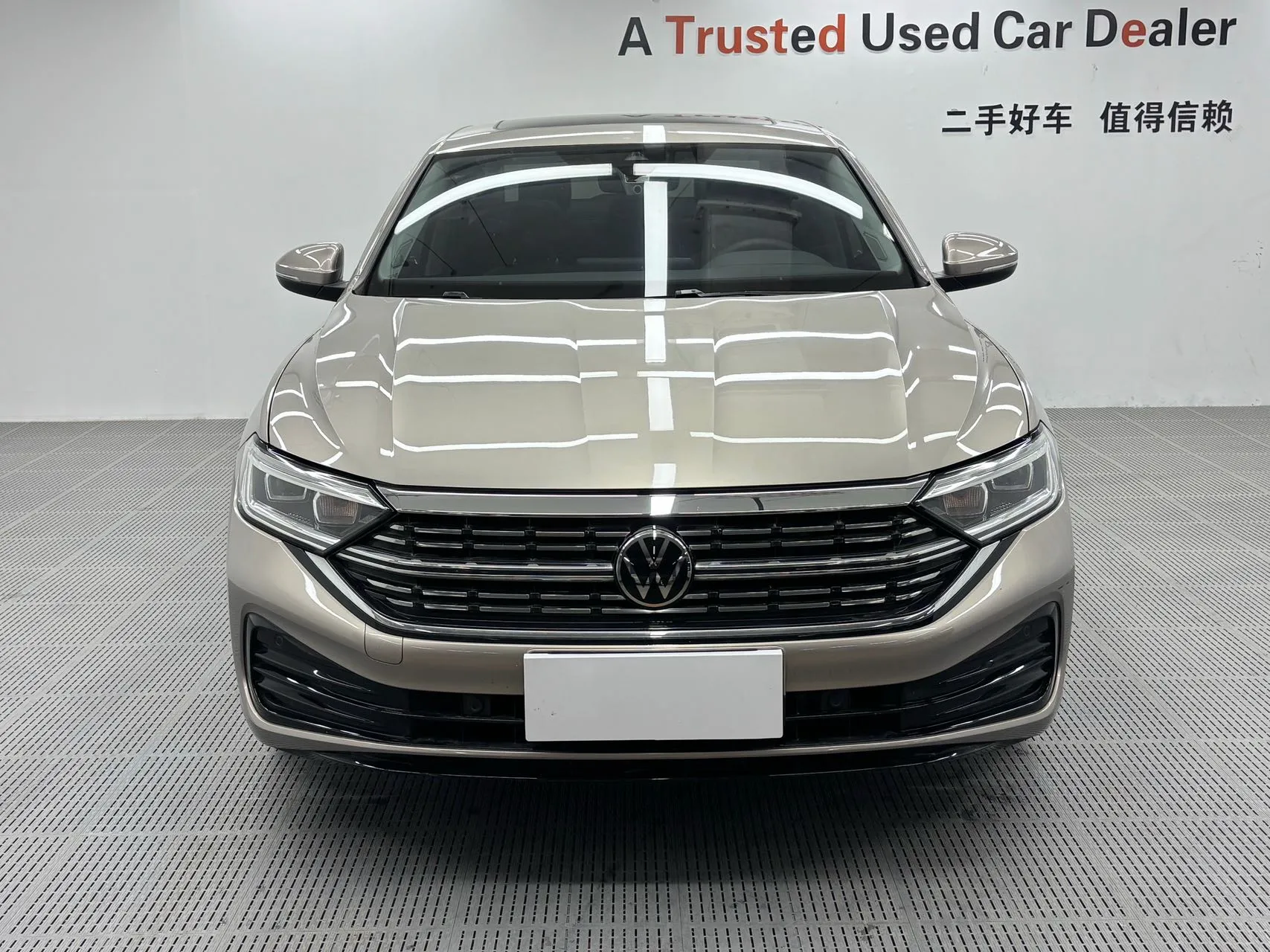 Volkswagen Sagitar 280TSI DSG Beyond