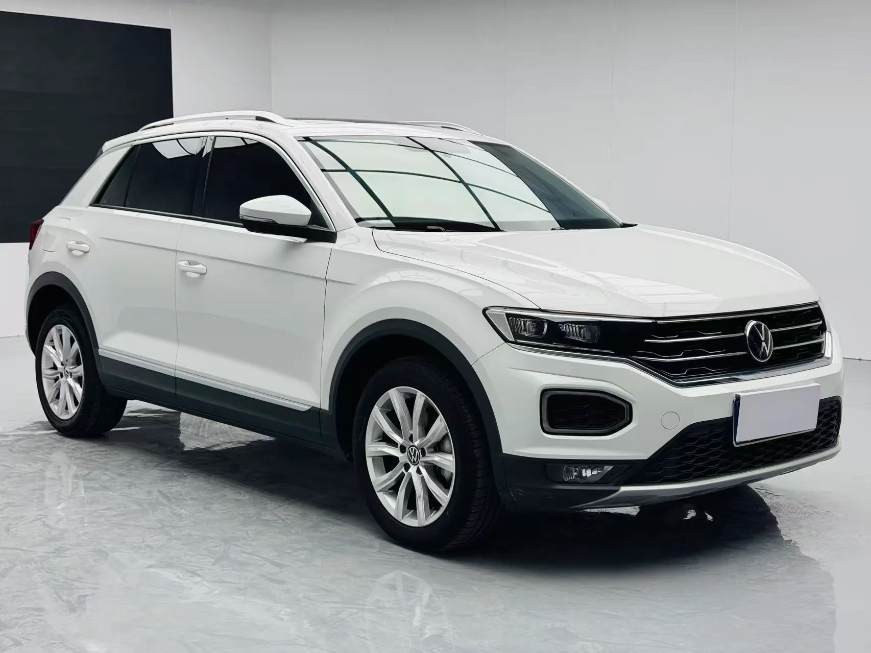 Volkswagen T-Roc 280TSI 2WD Elite, фото 4