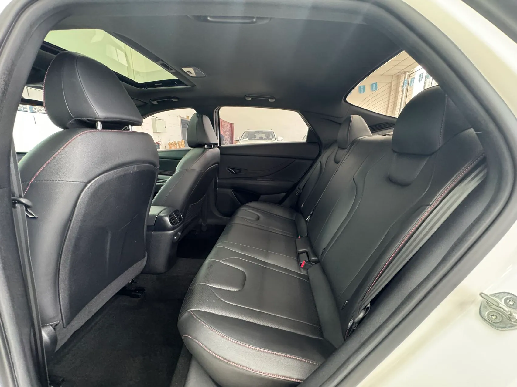 Hyundai Elantra 240TGDi DCT GLX Elite, фото 14