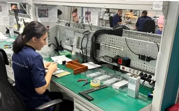 Фото: Требуются сборщицы схем в г. Казань. Аккумуляторный завод