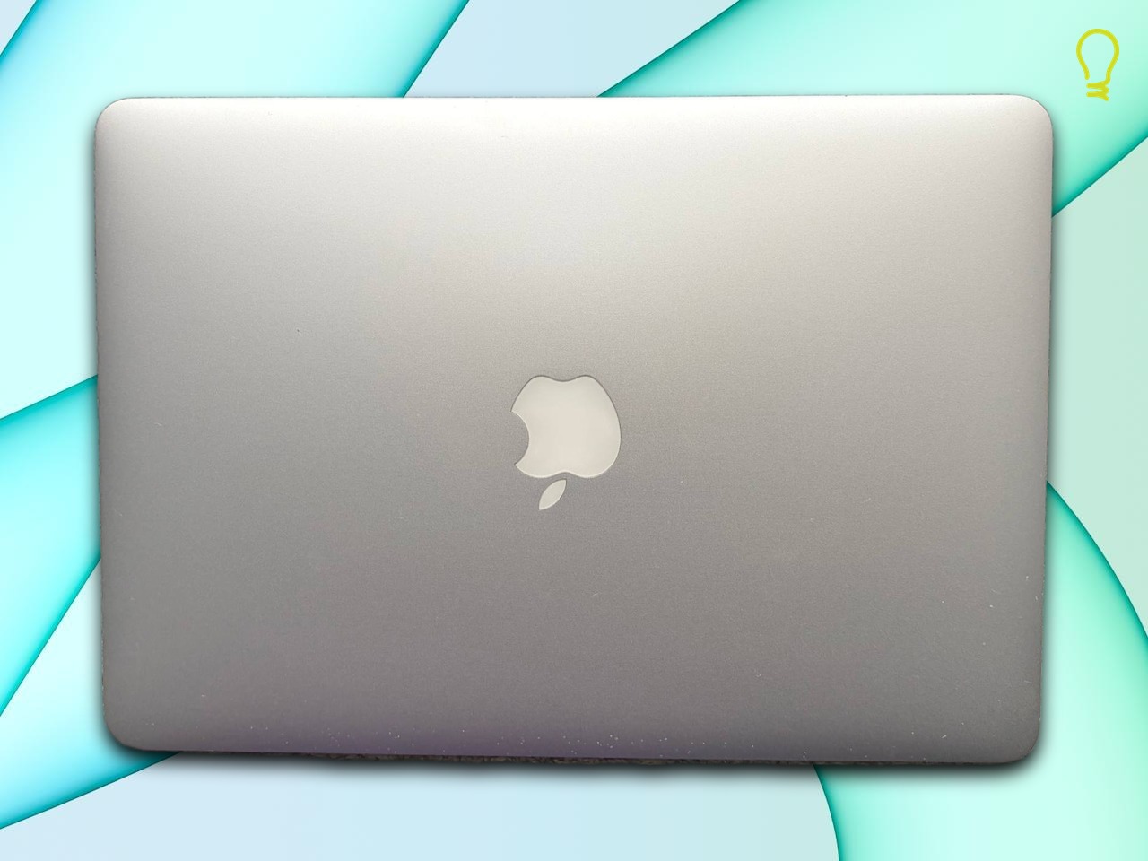 Apple MacBook Air 13" 2014 1.4 GHz i5/4/128 идеал