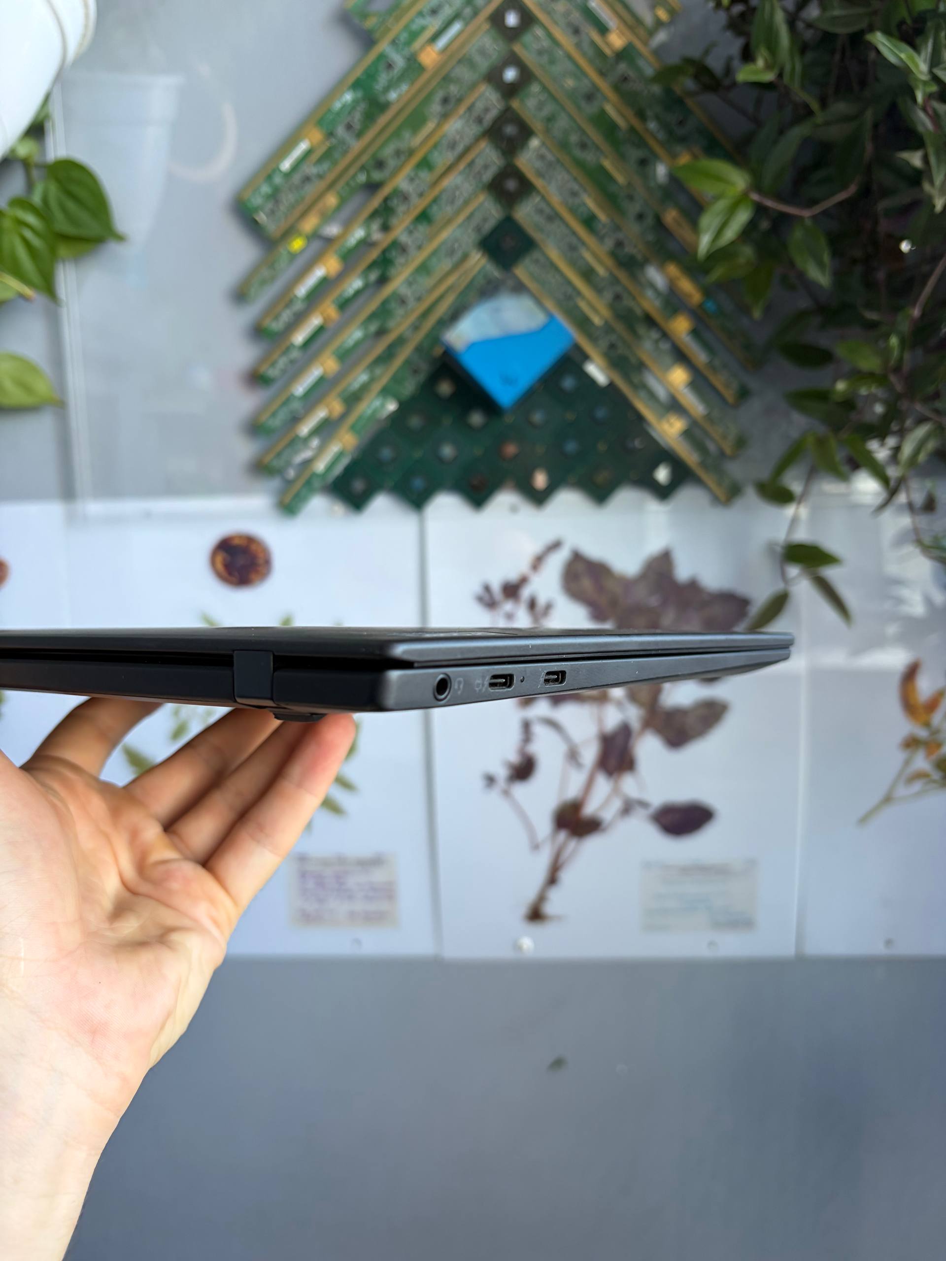 Lenovo ThinkPad X1 14” i5 1130g/16/256gb
