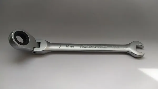 Ключ комбинированный трещоточный карданный, 10 мм, Thorvik CFRW10 (53477)