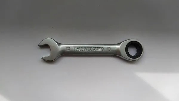 Ключ комбинированный трещоточный короткий, 10 мм, Thorvik CSRW10 (53519)