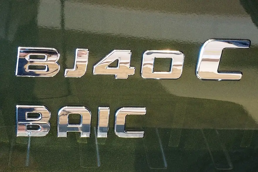 BAIC BJ40 сбоку