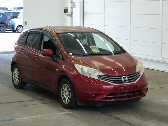 NISSAN NOTE — фото