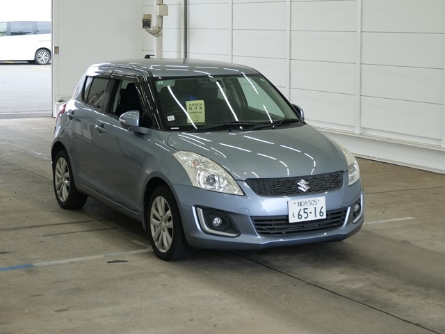 SUZUKI SWIFT — фото
