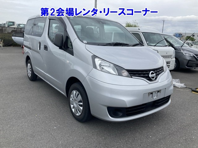 NISSAN NV200 — фото