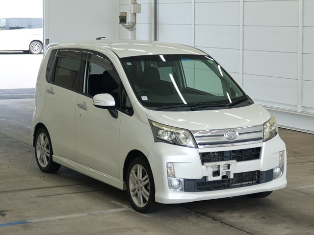 DAIHATSU MOVE — фото