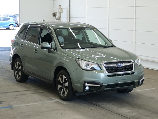 SUBARU FORESTER — фото