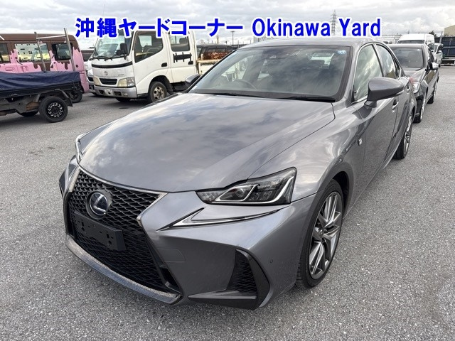 LEXUS IS