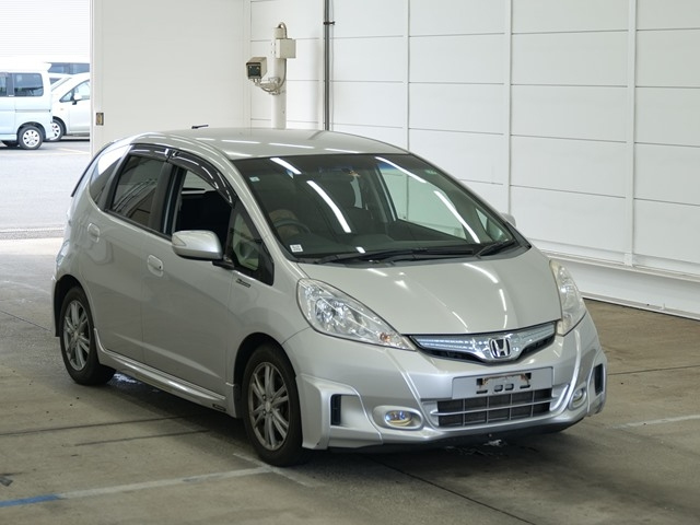 HONDA FIT — фото