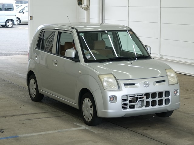 NISSAN PINO