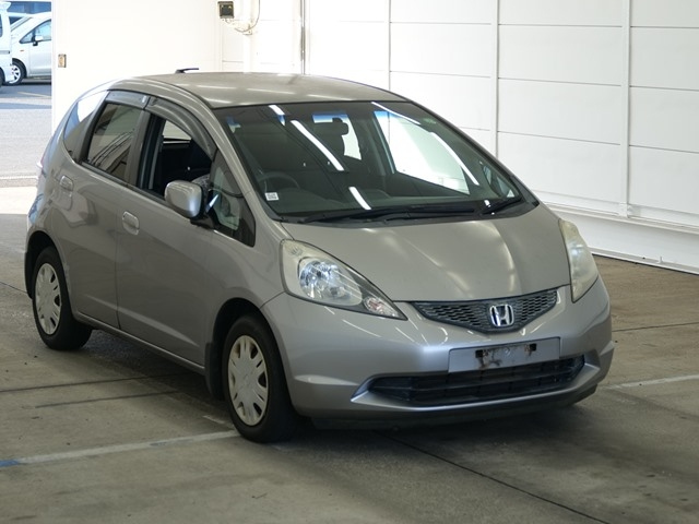 HONDA FIT — фото