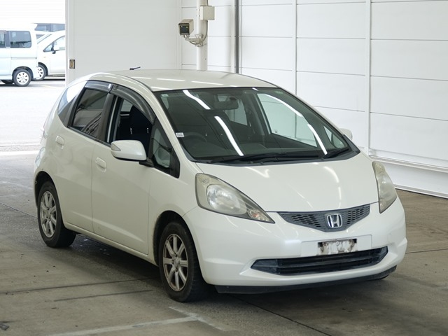HONDA FIT — фото