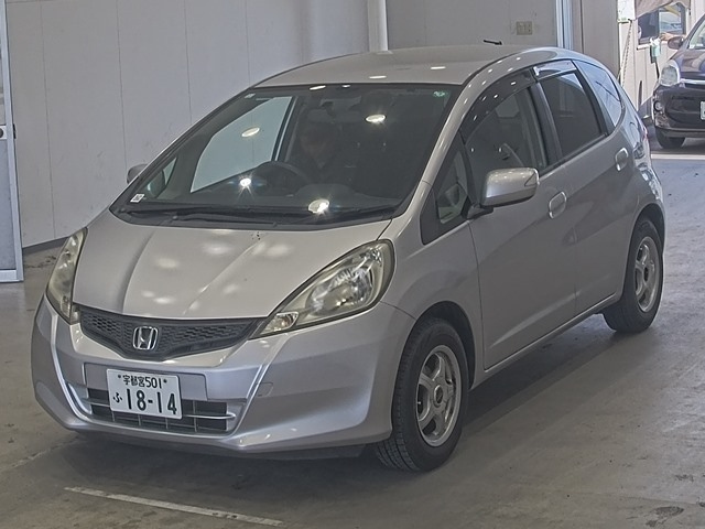 HONDA FIT — фото
