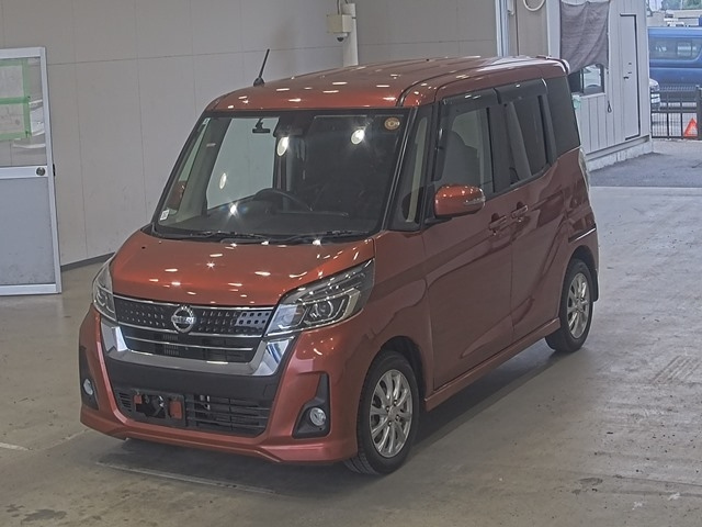 NISSAN DAYZ ROOX