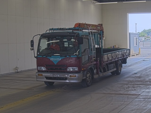 ISUZU FORWARD — фото