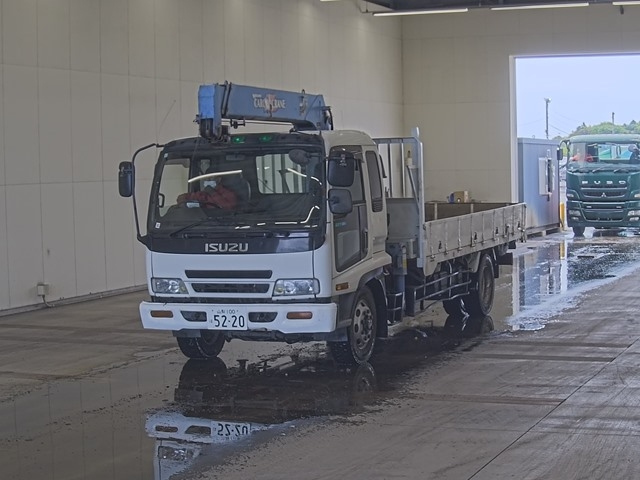ISUZU FORWARD — фото
