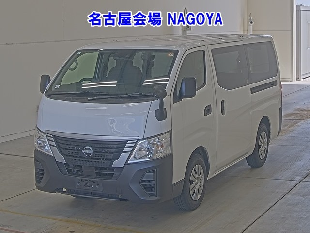 NISSAN CARAVAN — фото