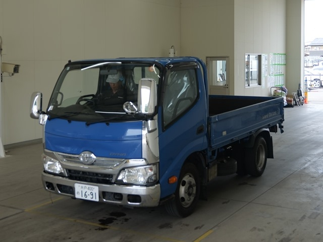 TOYOTA DYNA