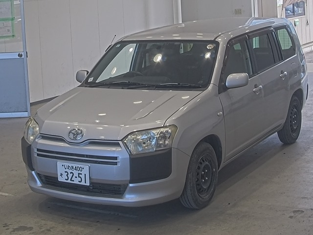 TOYOTA SUCCEED