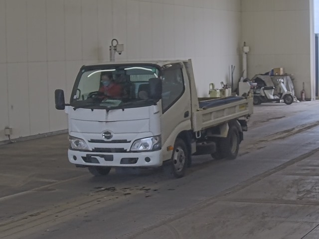 HINO DUTRO