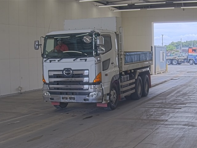 HINO TRUCK