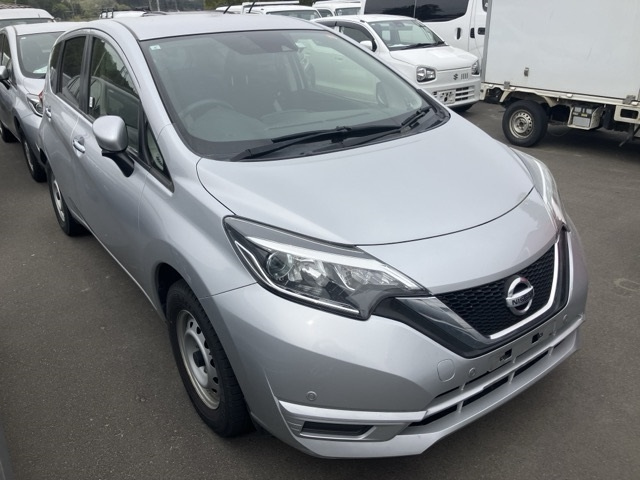 NISSAN NOTE — фото