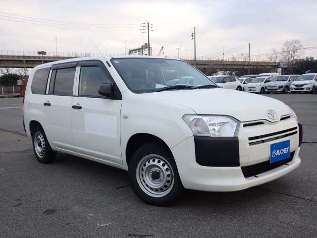 TOYOTA SUCCEED — фото