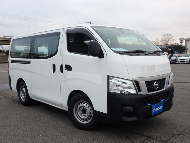 NISSAN CARAVAN — фото
