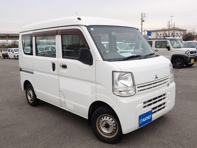MITSUBISHI MINICAB — фото