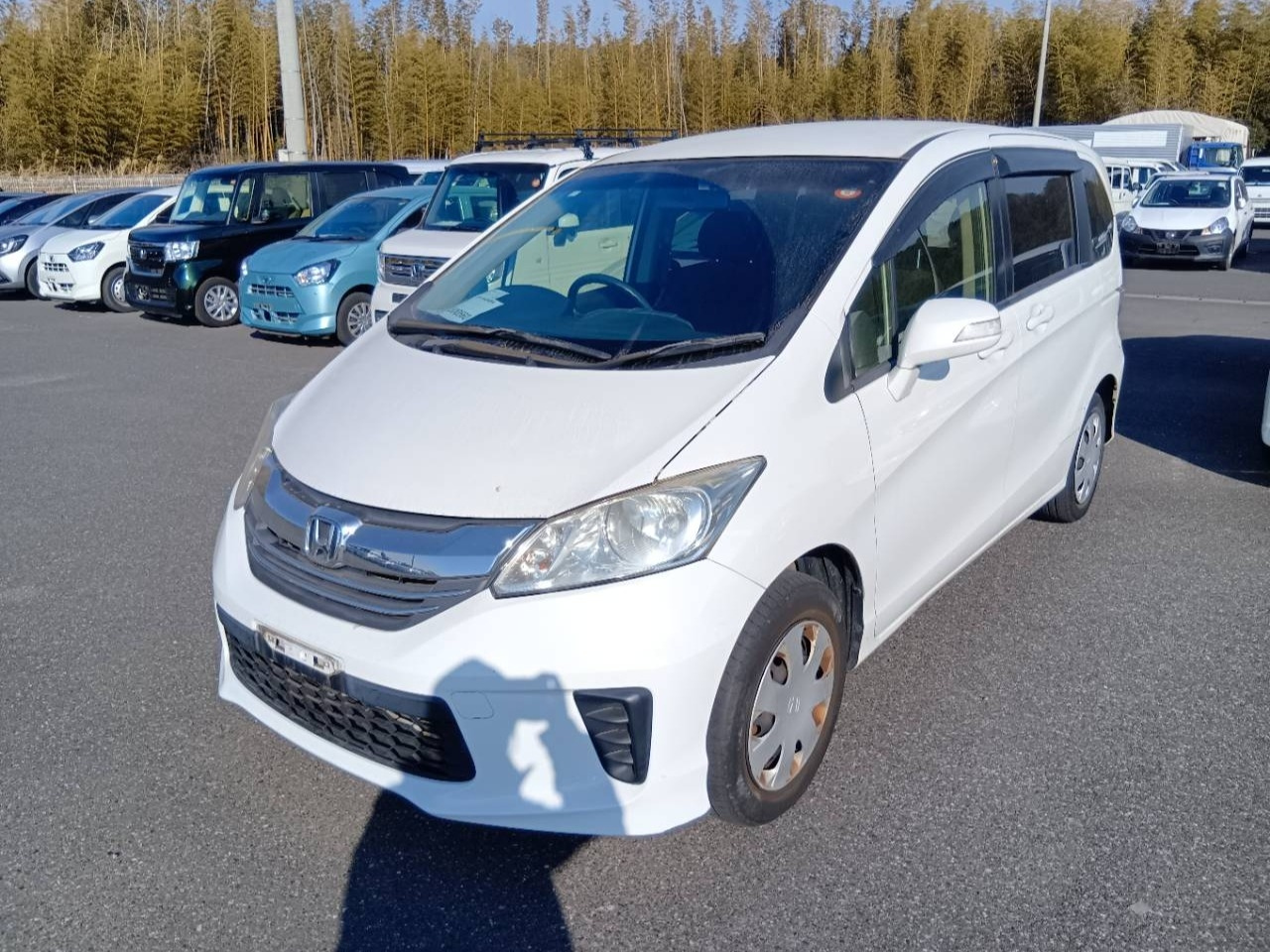 HONDA FREED — фото