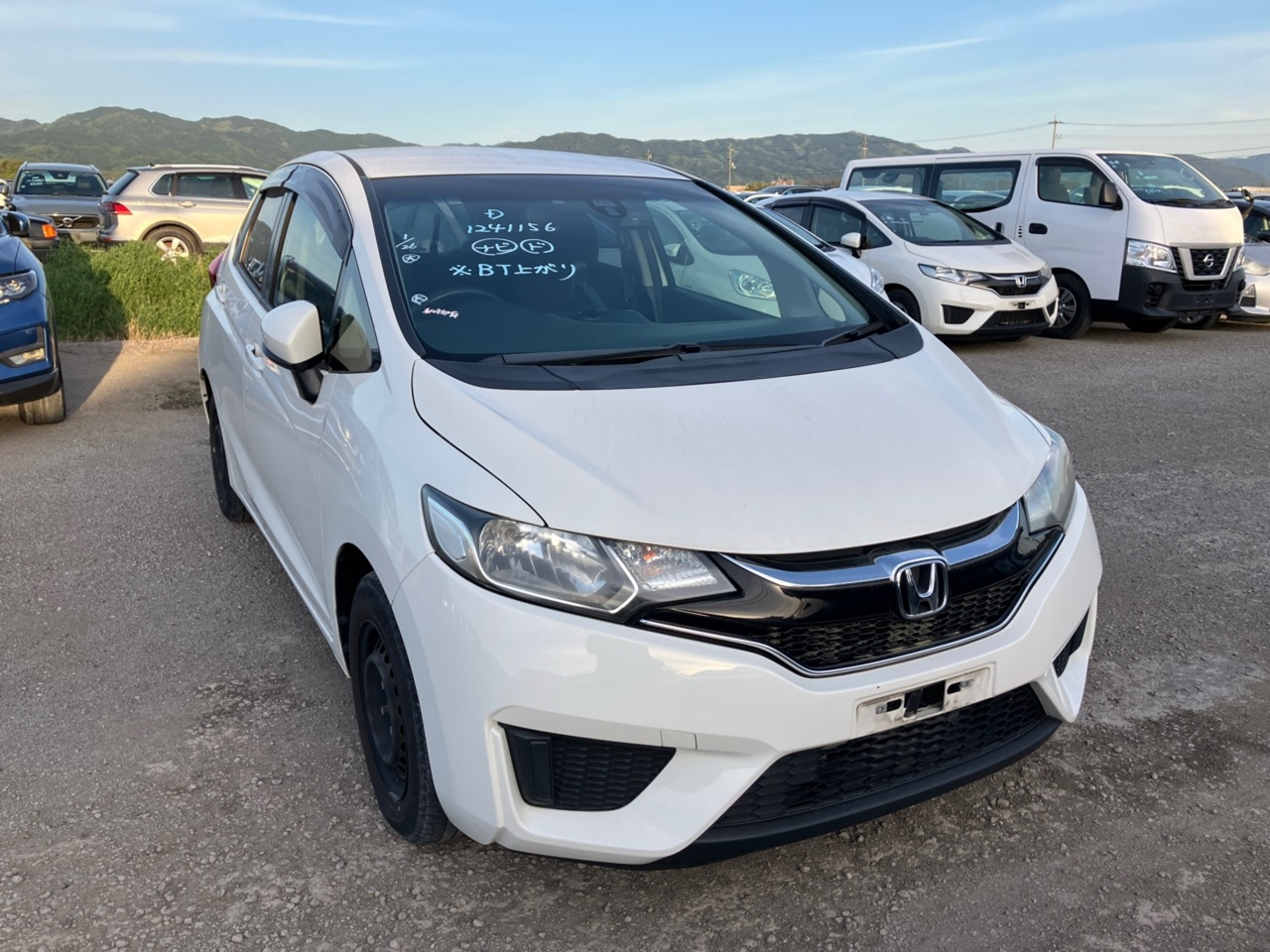 HONDA FIT — фото