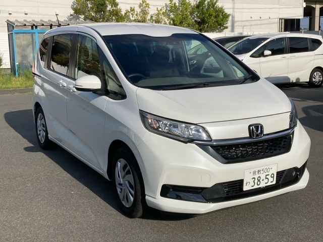 HONDA FREED — фото