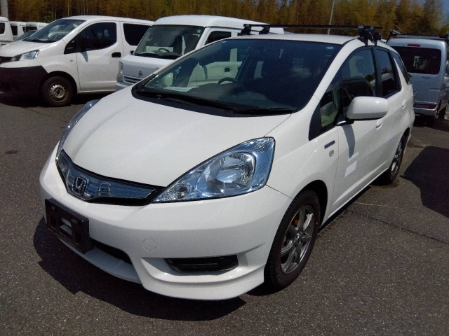 HONDA FIT — фото