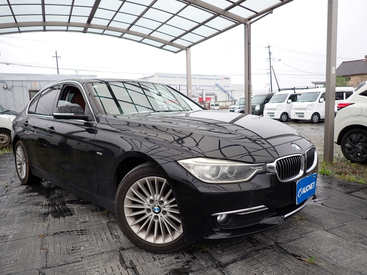 BMW 3 SERIES